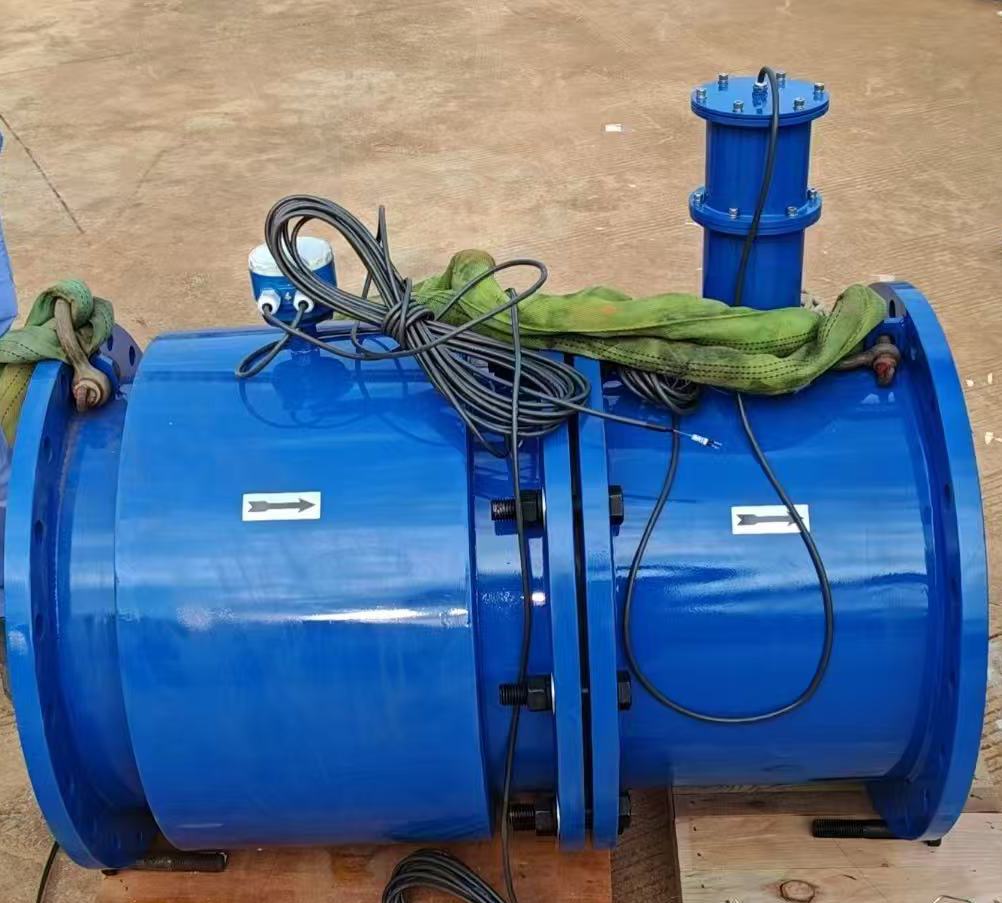 化工行業(yè)福音：非滿(mǎn)管電磁流量計(jì)應(yīng)對(duì)腐蝕性介質(zhì)的“硬核”表現(xiàn)